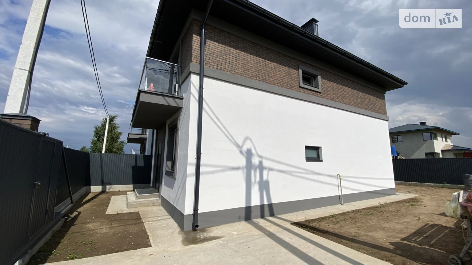 Продается дом на 2 этажа 120 кв. м с мебелью, цена: 120000 $ - фото 3