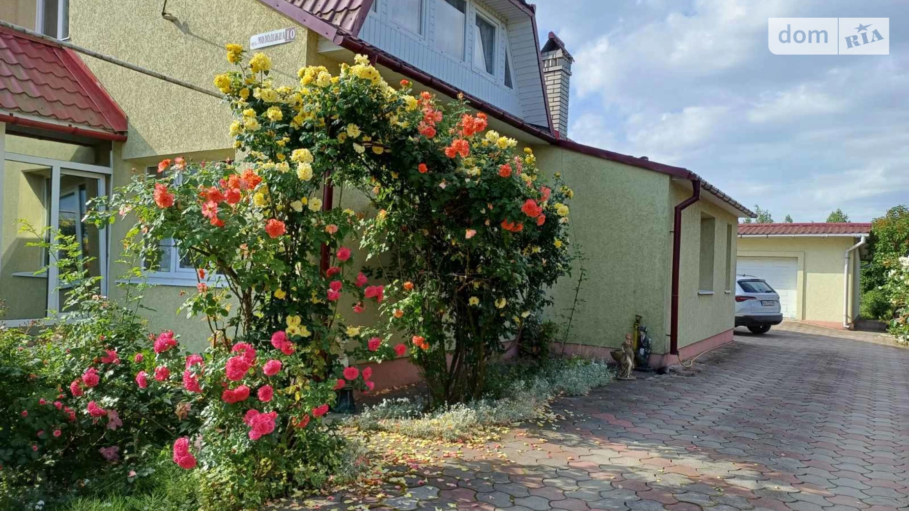 Сдается в аренду дом на 2 этажа 135 кв. м с бассейном, цена: 1000 $ - фото 3