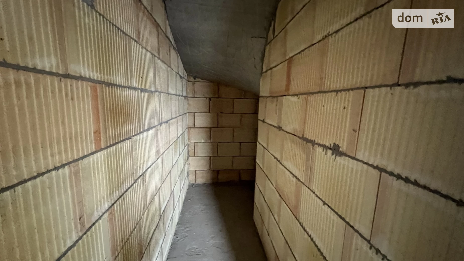 Продается дом на 2 этажа 130 кв. м с участком, цена: 130000 $ - фото 4