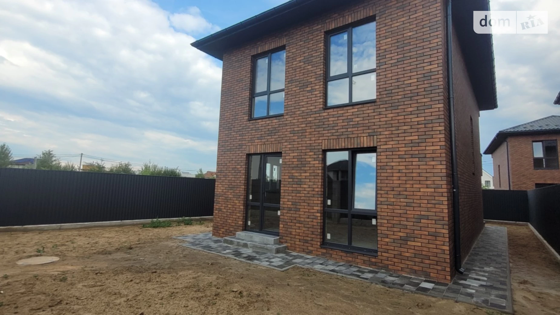 Продается дом на 2 этажа 130 кв. м с участком, цена: 128000 $ - фото 3