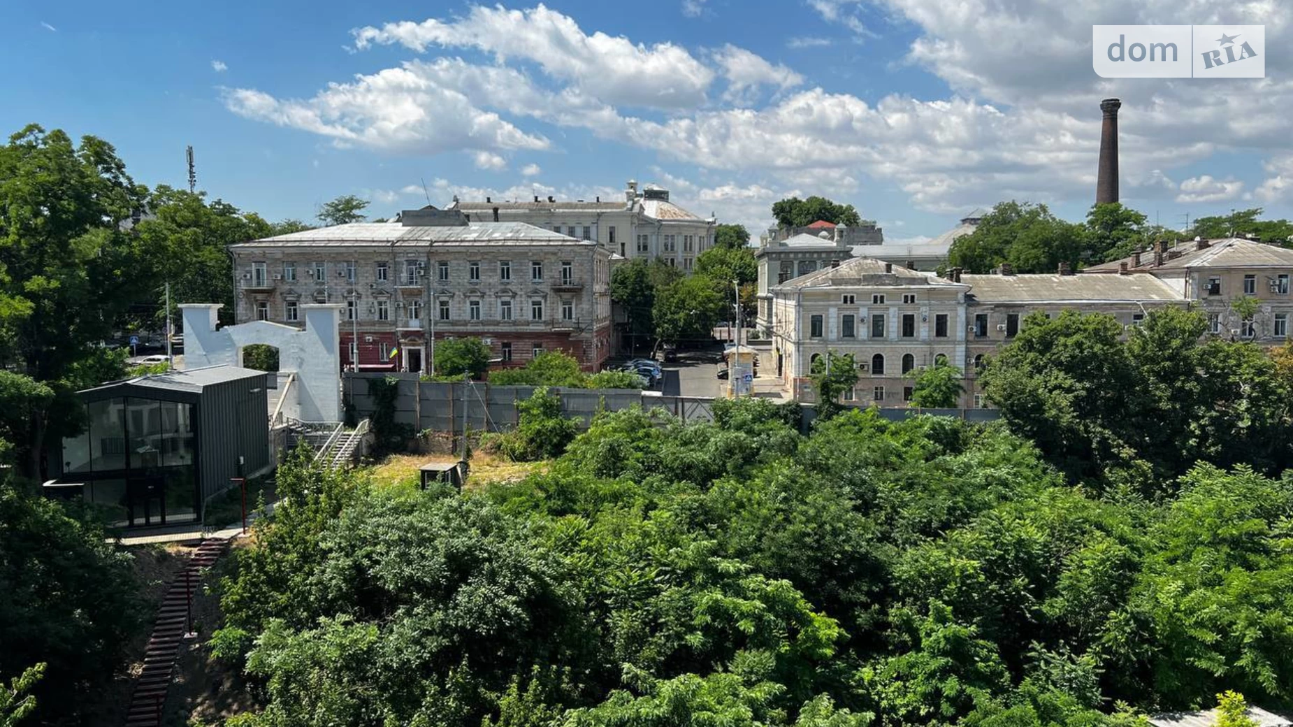 Продается 2-комнатная квартира 74 кв. м в Одессе, ул. Софиевская, 1А - фото 2