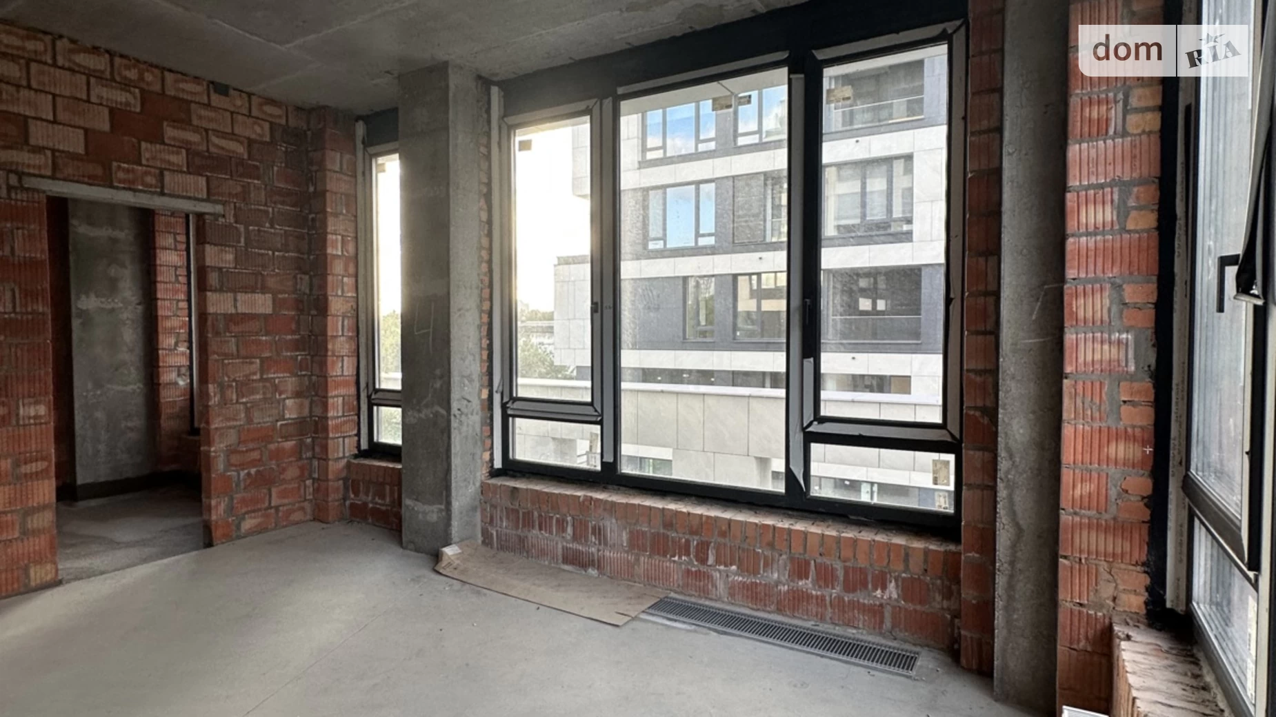 Продается 3-комнатная квартира 99.4 кв. м в Киеве, ул. Гарета Джонса(Семьи Хохловых), 12 - фото 4