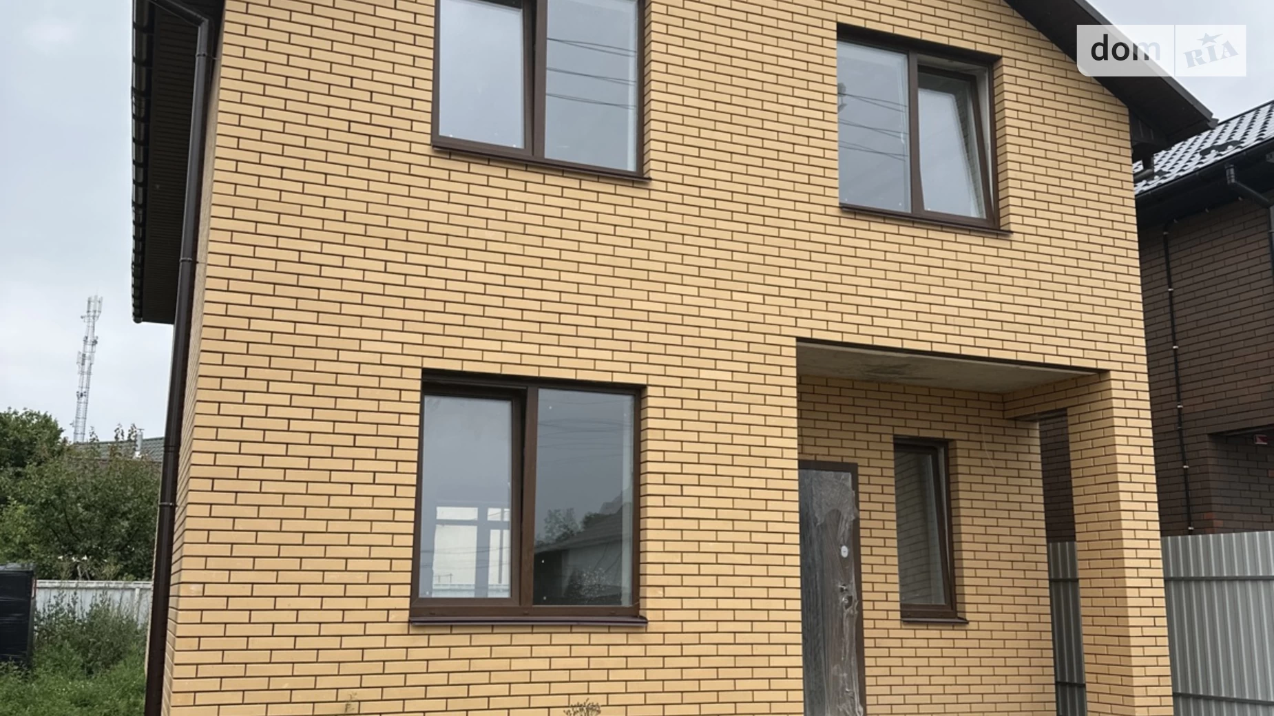 Продается дом на 2 этажа 120 кв. м с камином, цена: 110000 $ - фото 2