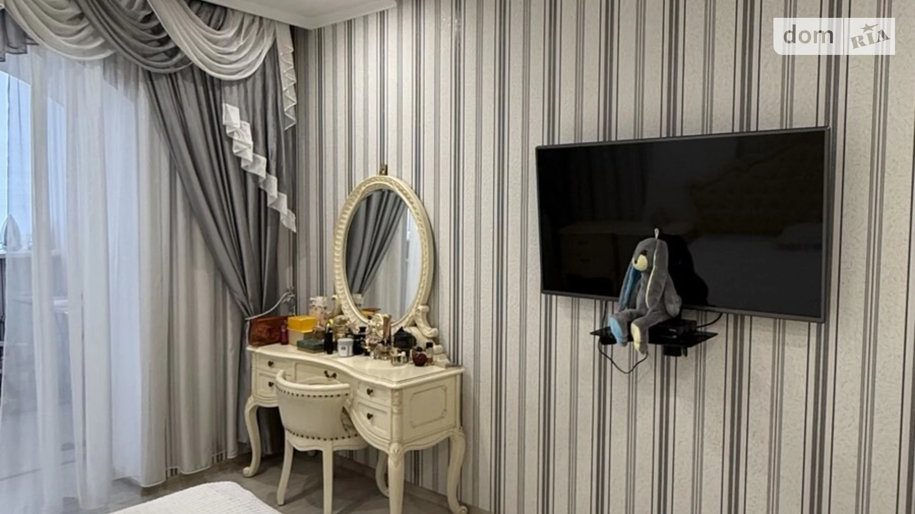 Продается 3-комнатная квартира 97.3 кв. м в Полтаве, ул. Бедного Александра - фото 2