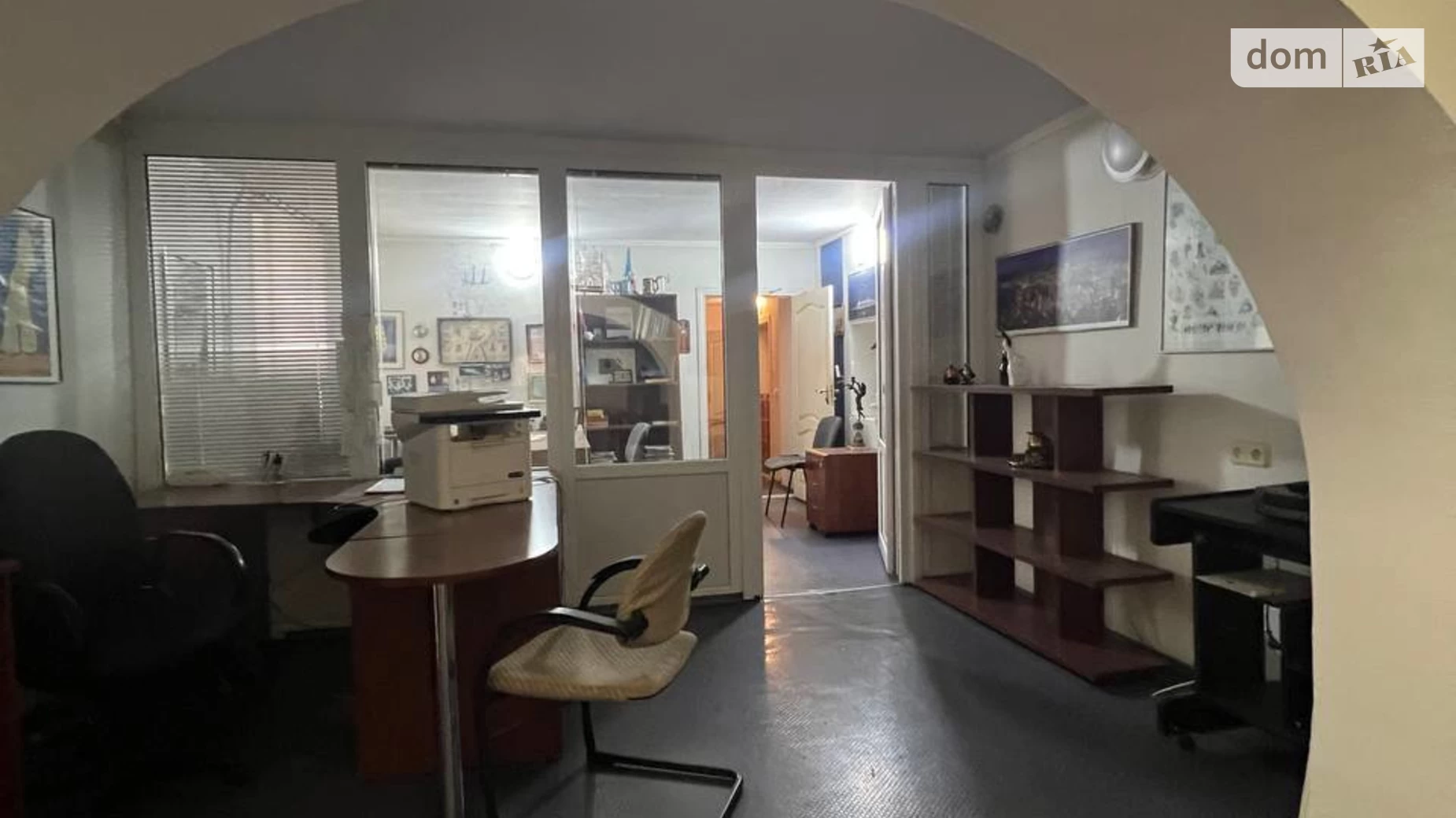 Продається приміщення вільного призначення 98 кв. м в 3-поверховій будівлі, цена: 90000 $ - фото 4