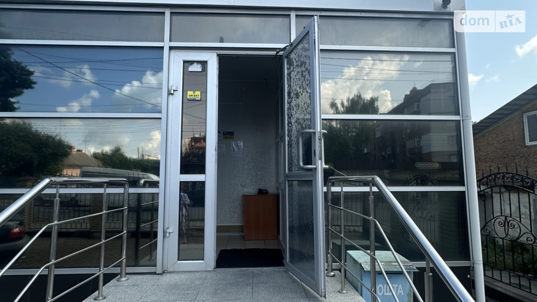 Сдается в аренду офис 97.5 кв. м в бизнес-центре, цена: 24375 грн - фото 3