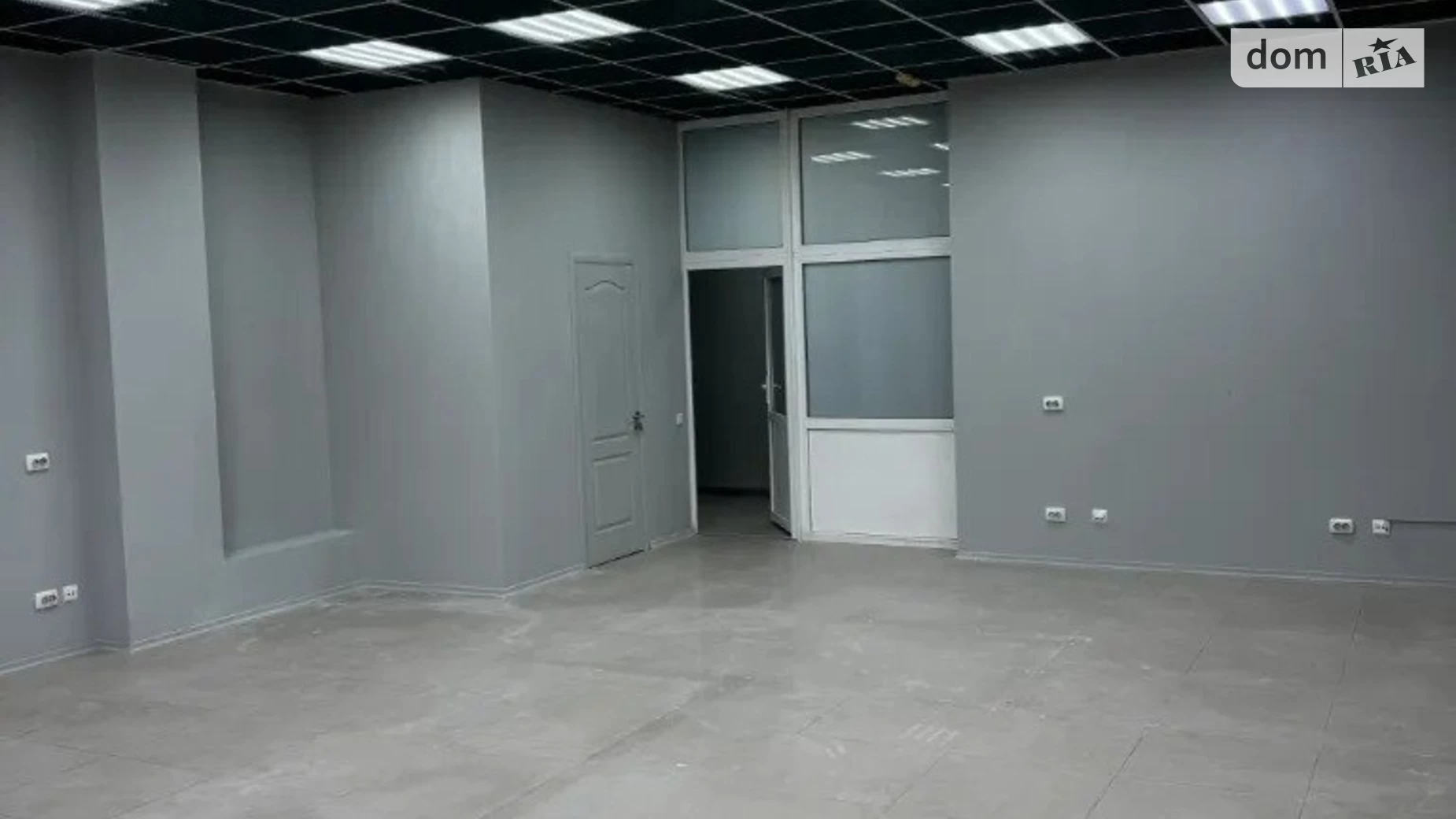 Сдается в аренду офис 86.2 кв. м в бизнес-центре, цена: 40000 грн - фото 2