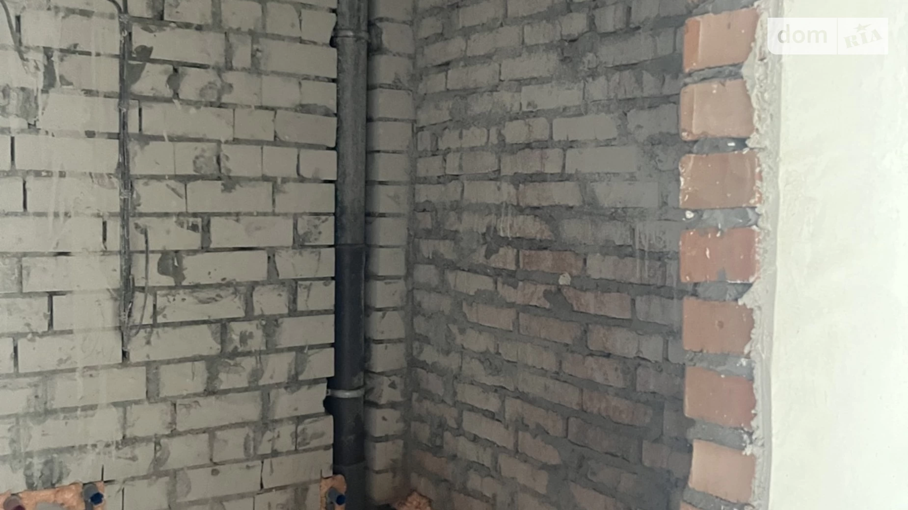 Продается 1-комнатная квартира 40 кв. м в Буче, ул. Ивана Кожедуба, 4Б - фото 3