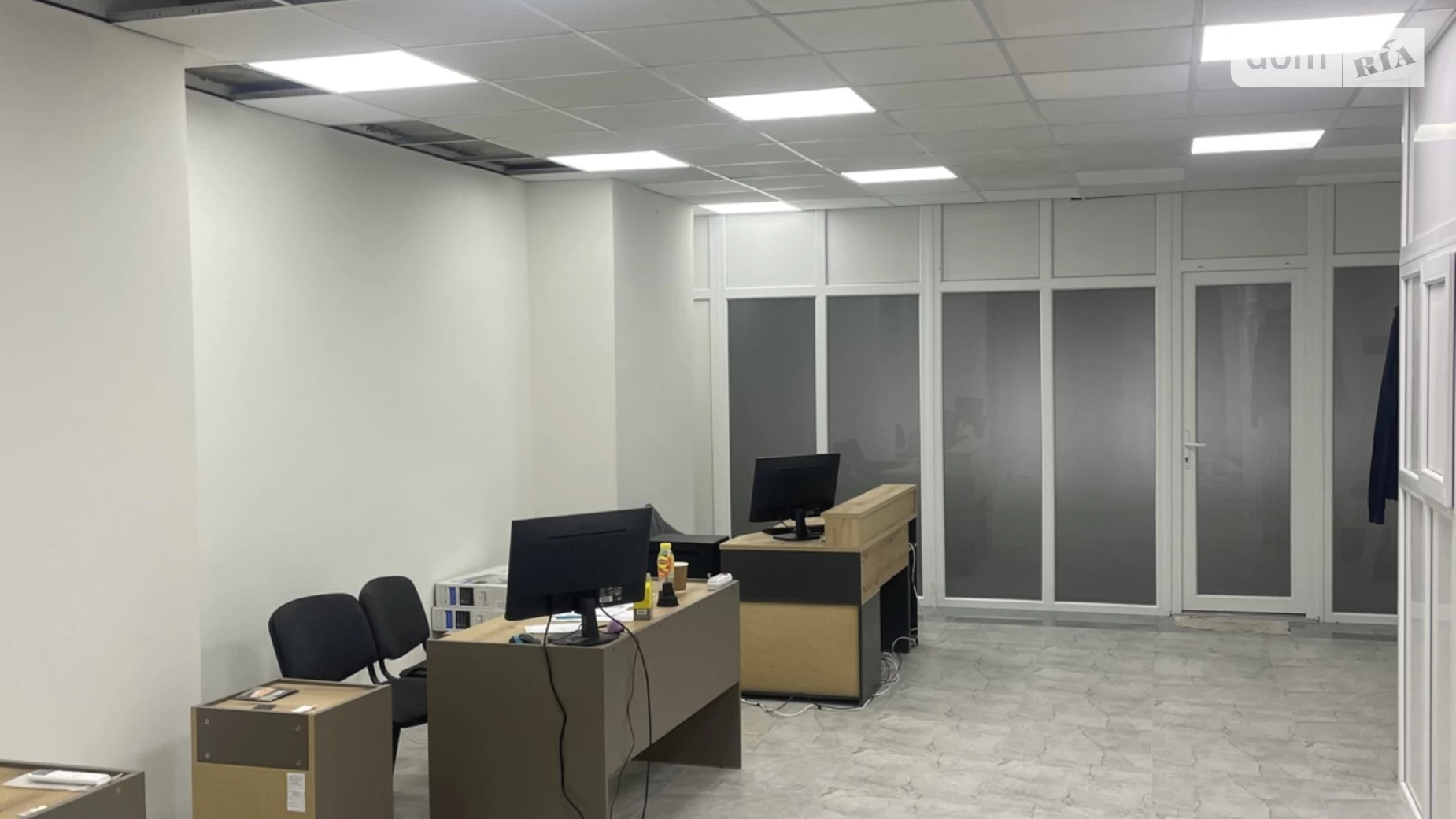 Сдается в аренду офис 69 кв. м в бизнес-центре, цена: 12000 грн - фото 4