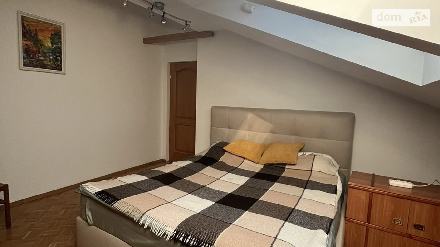 Продается 6-комнатная квартира 213 кв. м в Львове, ул. Франко Ивана, 124 - фото 3