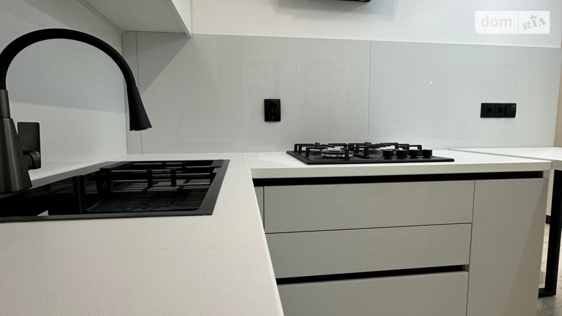 2-комнатная квартира 56 кв. м в Тернополе, цена: 68000 $ - фото 2