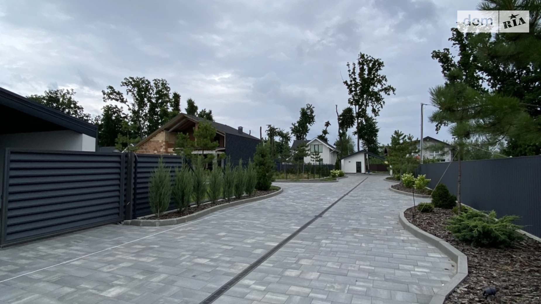 Продается одноэтажный дом 120 кв. м с беседкой, цена: 240000 $ - фото 2