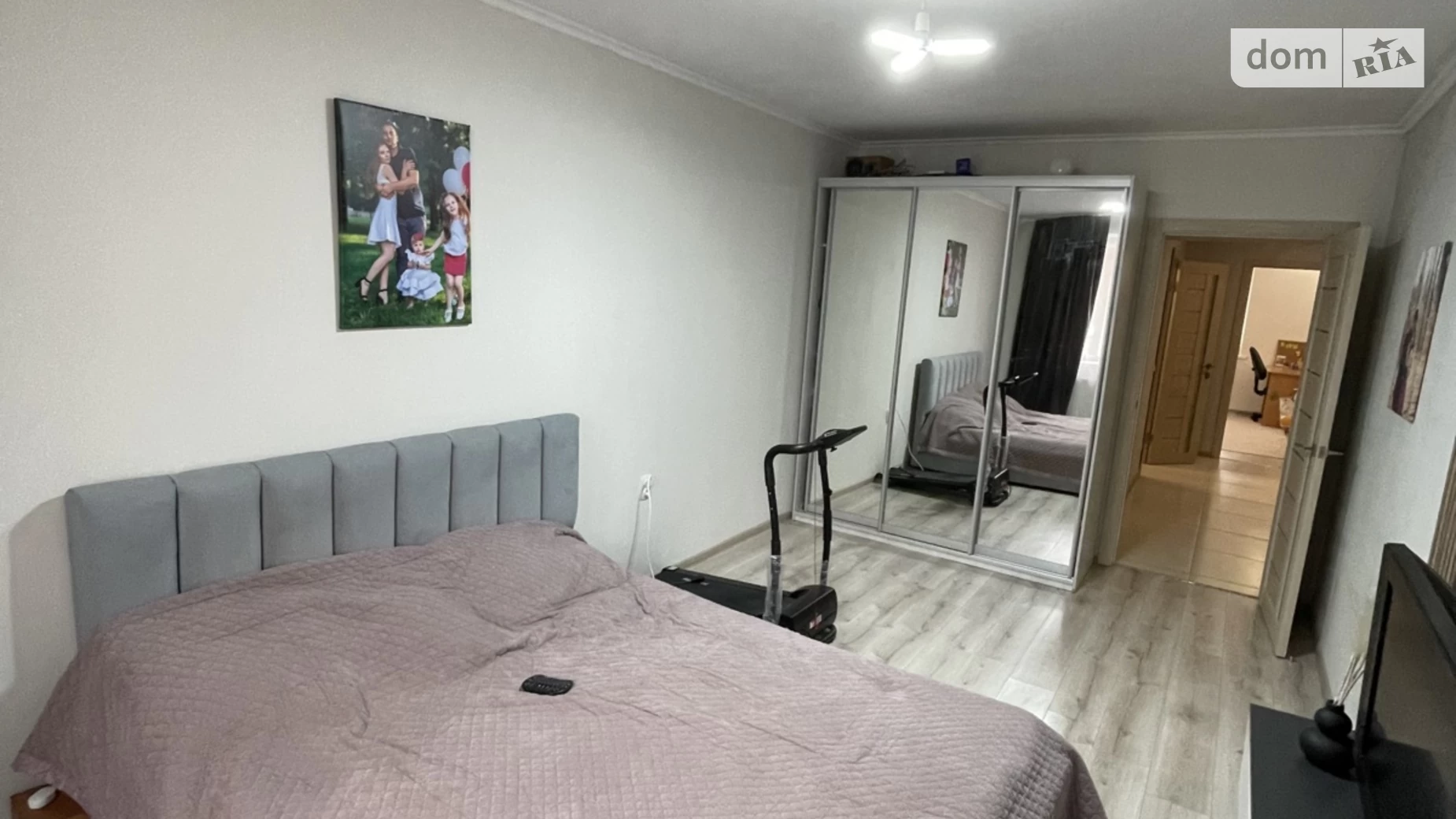 Продается 2-комнатная квартира 69 кв. м в Ивано-Франковске, ул. Высочана Семена, 18 - фото 3