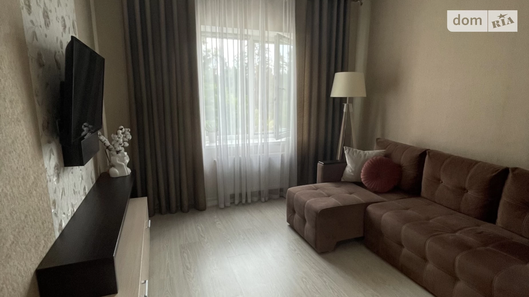 Продается 1-комнатная квартира 37.8 кв. м в Ворзеле, ул. Кленовая, 11Б - фото 2