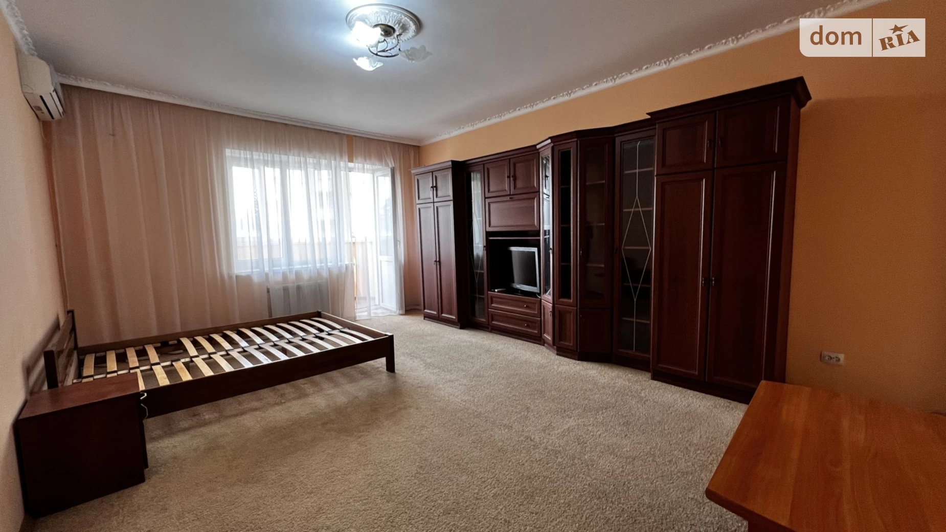 Продается 1-комнатная квартира 58 кв. м в, цена: 49500 $ - фото 2