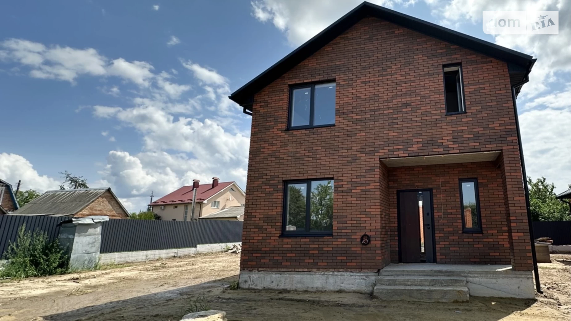 Продается дом на 2 этажа 120 кв. м с садом, цена: 91999 $ - фото 3