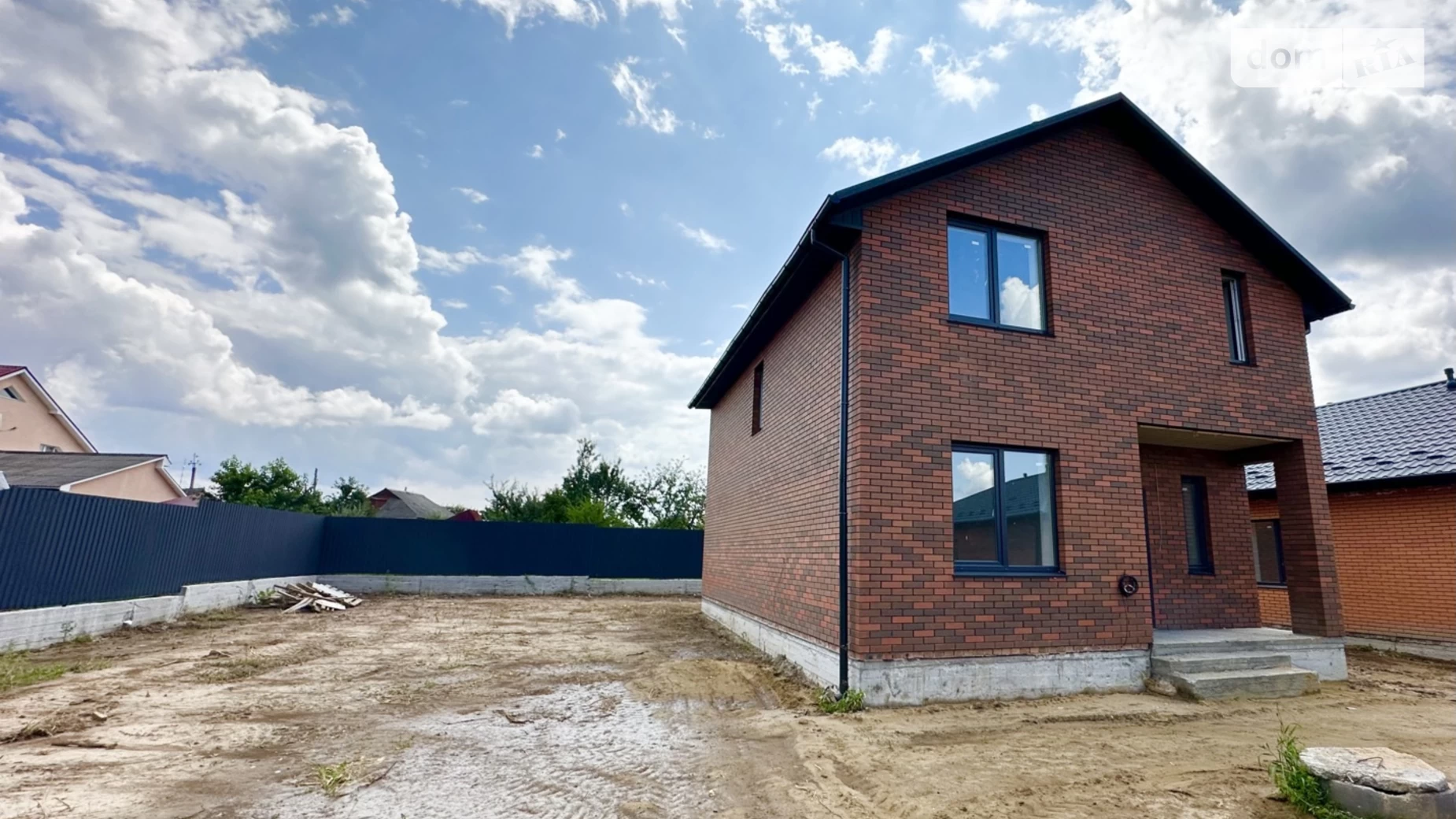 Продается дом на 2 этажа 120 кв. м с садом, цена: 91999 $ - фото 2