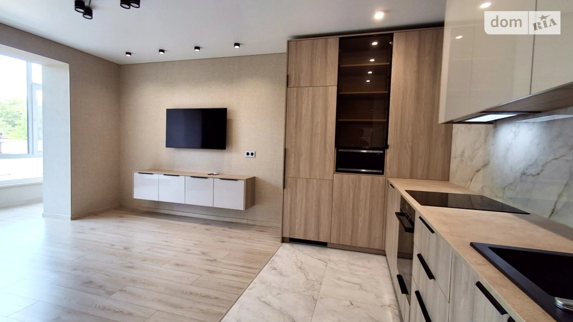 Продается 2-комнатная квартира 71 кв. м в Ивано-Франковске, ул. Волошина Августина, 2Б - фото 3