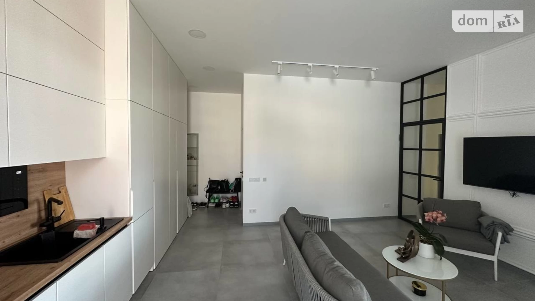 Продается 2-комнатная квартира 82.4 кв. м в Днепре, пер. Южный, 4/6 - фото 2