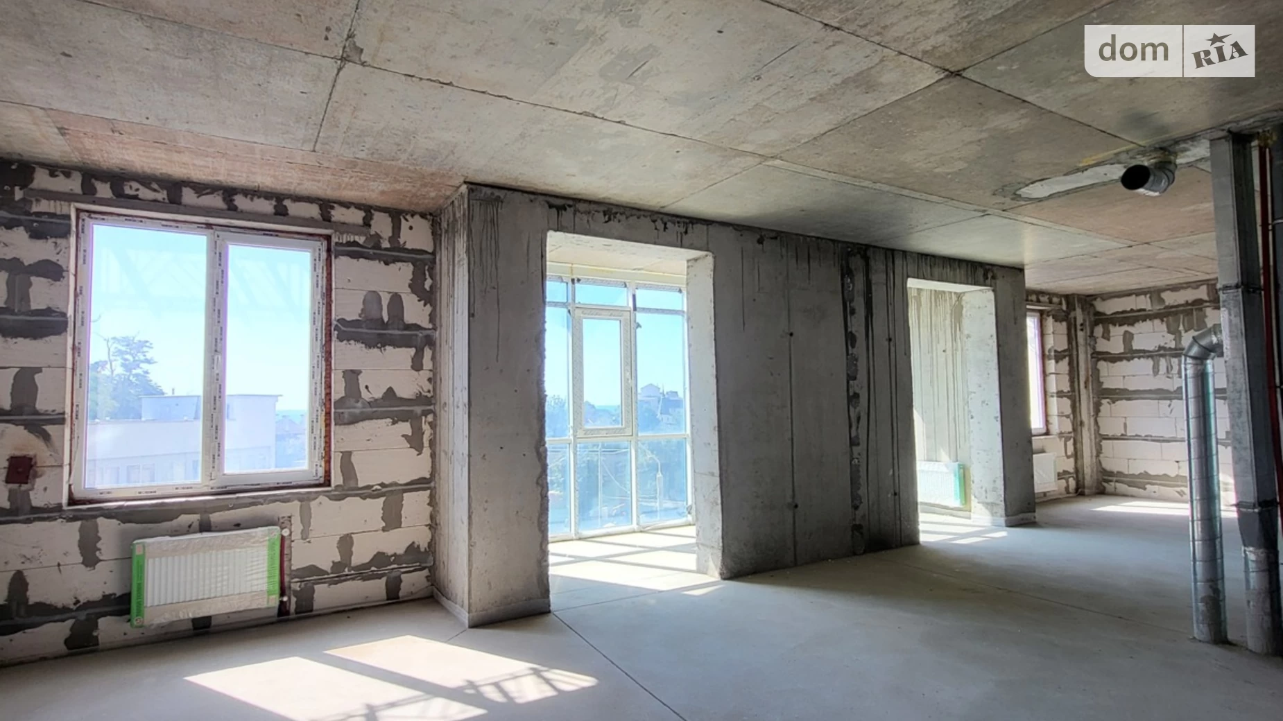 Продается 3-комнатная квартира 117.6 кв. м в Одессе, Фонтанская дор., 118А/3 - фото 2