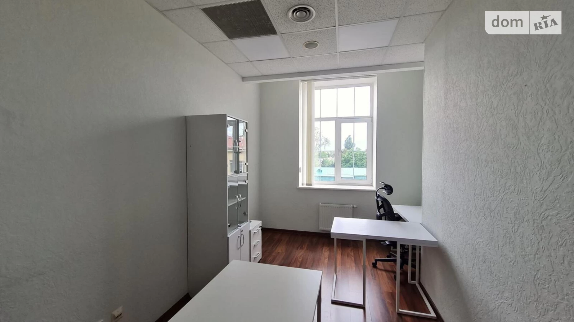 Сдается в аренду офис 299 кв. м в бизнес-центре, цена: 5980 $ - фото 4