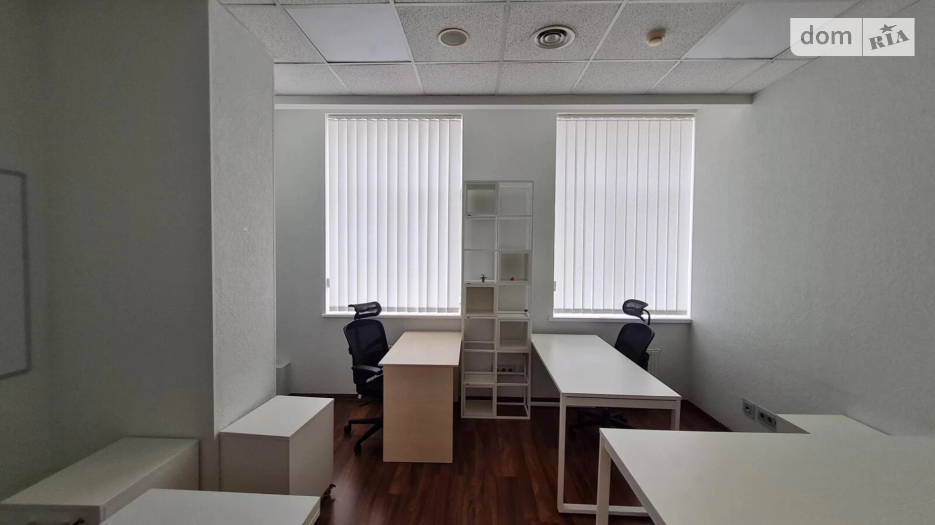 Сдается в аренду офис 299 кв. м в бизнес-центре, цена: 5980 $ - фото 3