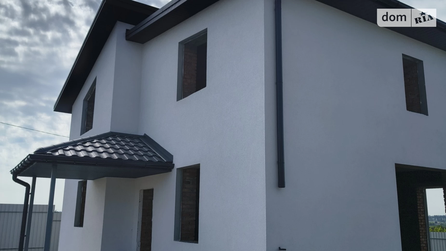 Продается дом на 2 этажа 157 кв. м с бассейном, цена: 130000 $ - фото 2