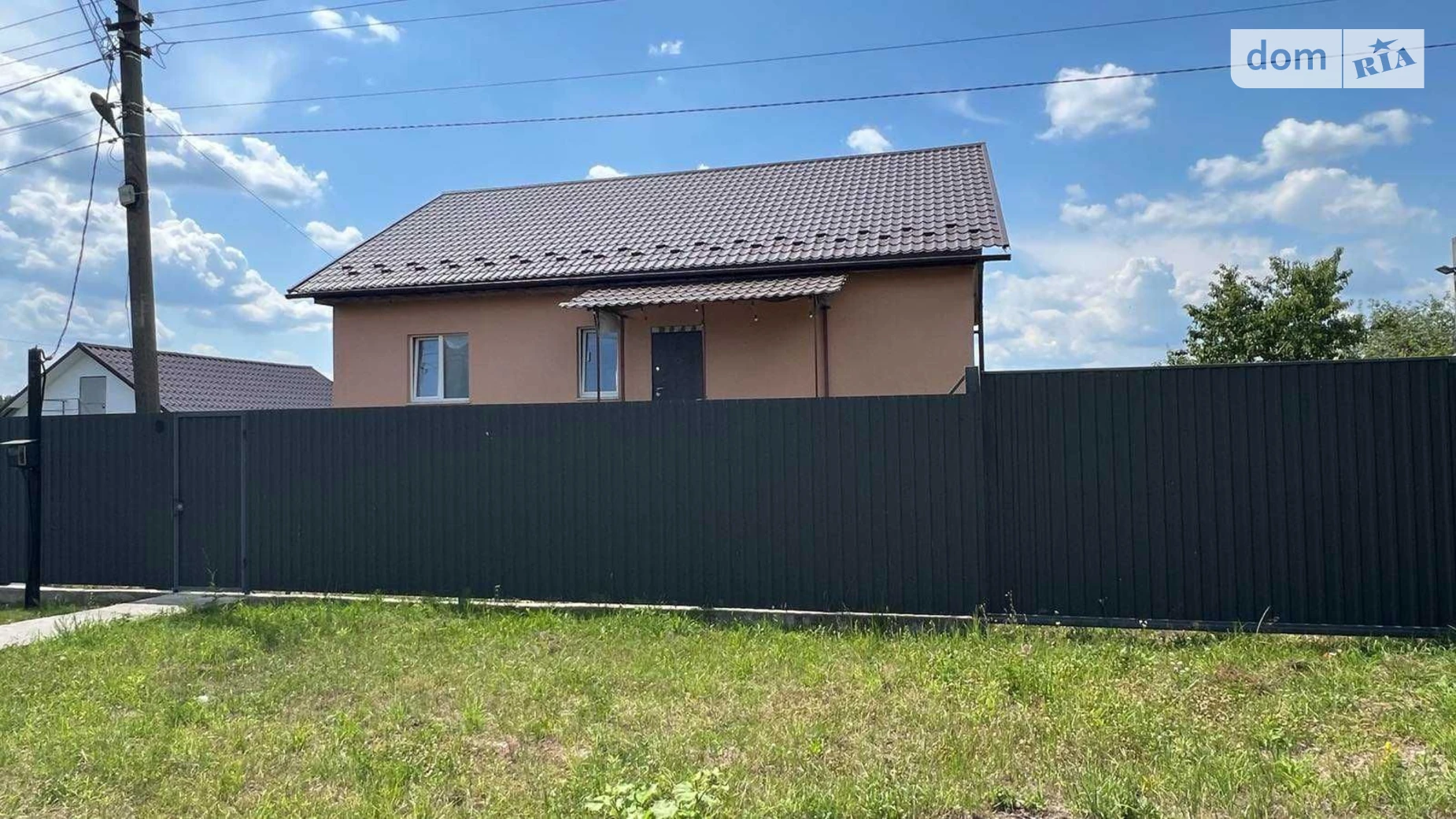 Продается дом на 2 этажа 200 кв. м с бассейном, цена: 165000 $ - фото 4