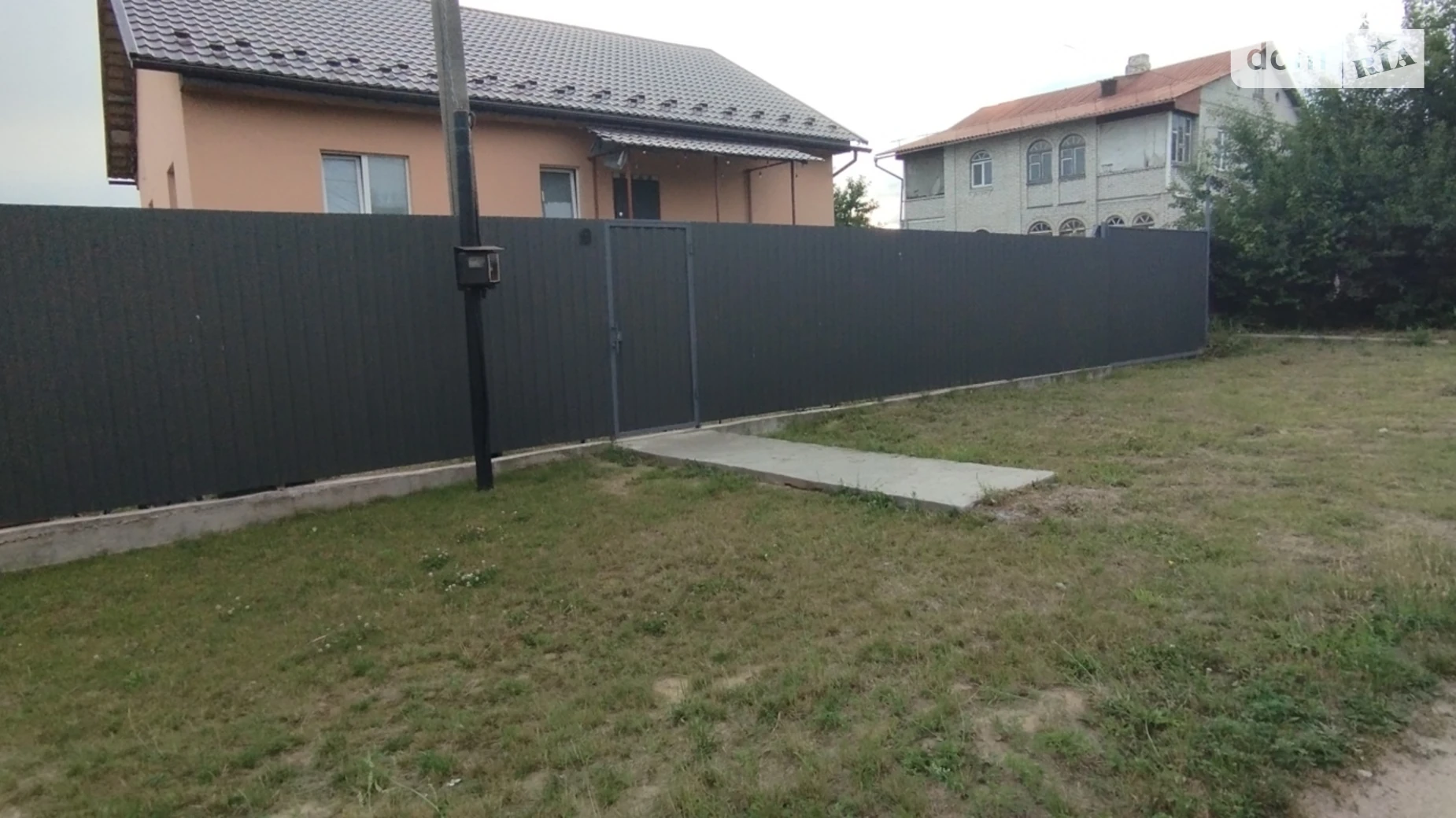 Продается дом на 2 этажа 200 кв. м с бассейном, цена: 165000 $ - фото 5