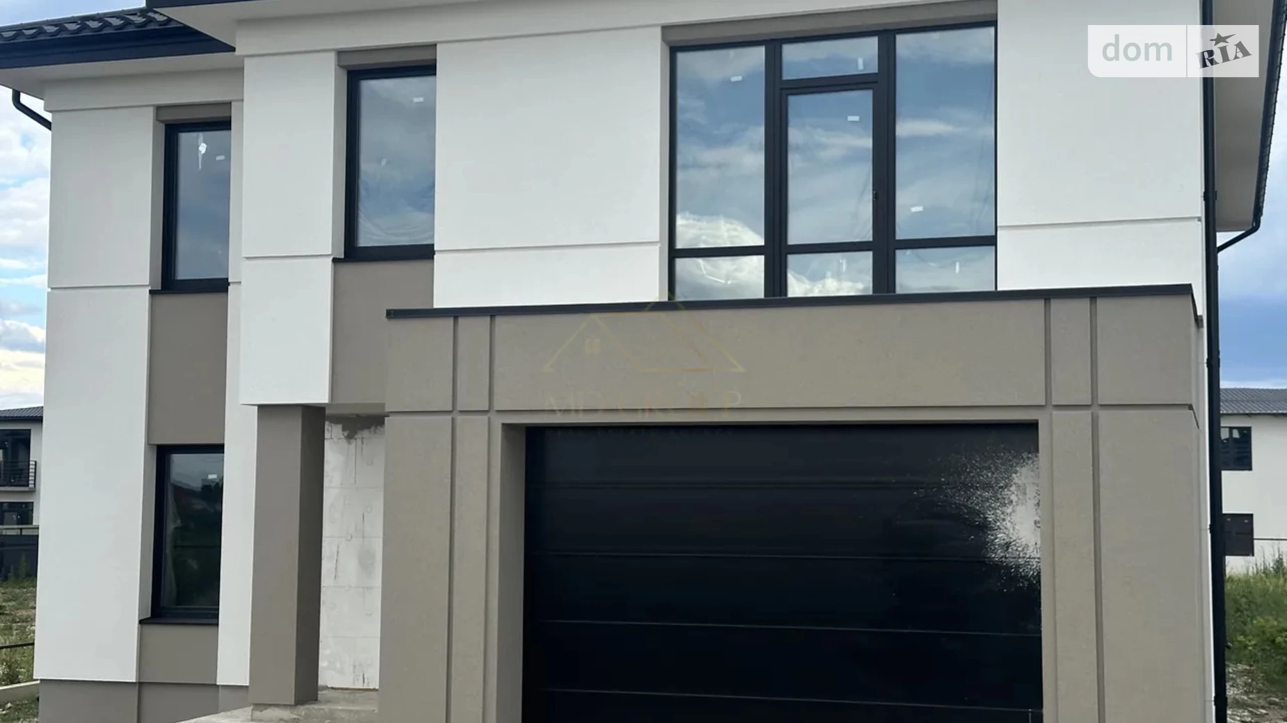 Продается дом на 2 этажа 263 кв. м с бассейном, цена: 215000 $ - фото 5