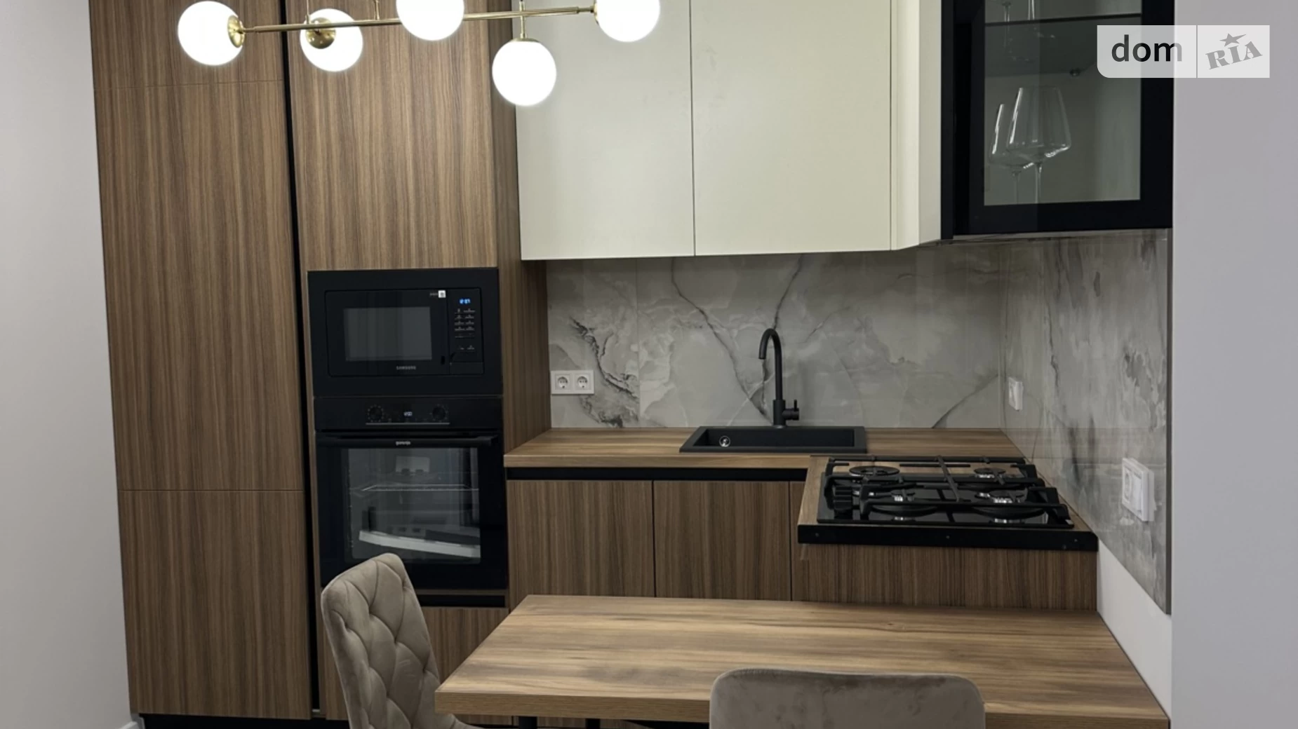 2-комнатная квартира 60 кв. м в Тернополе, ул. Киевская - фото 3