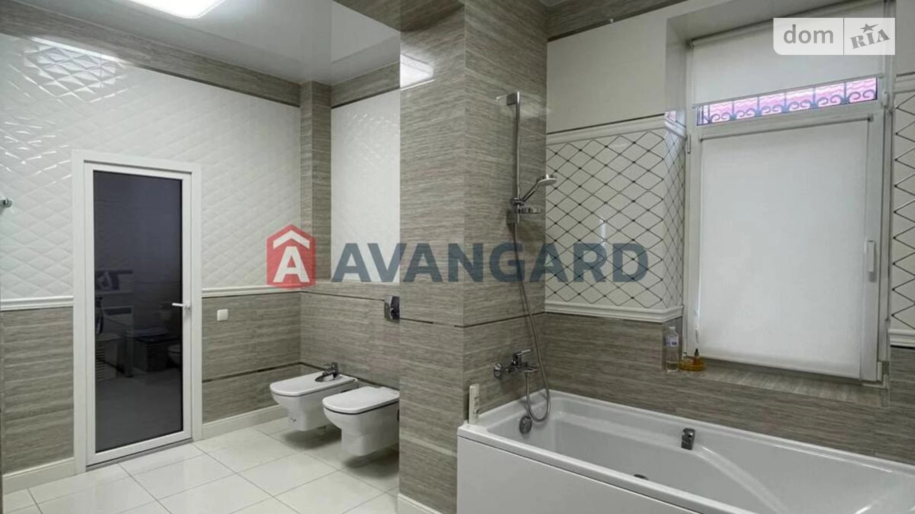 Продается дом на 2 этажа 284 кв. м с мансардой, цена: 420000 $ - фото 4