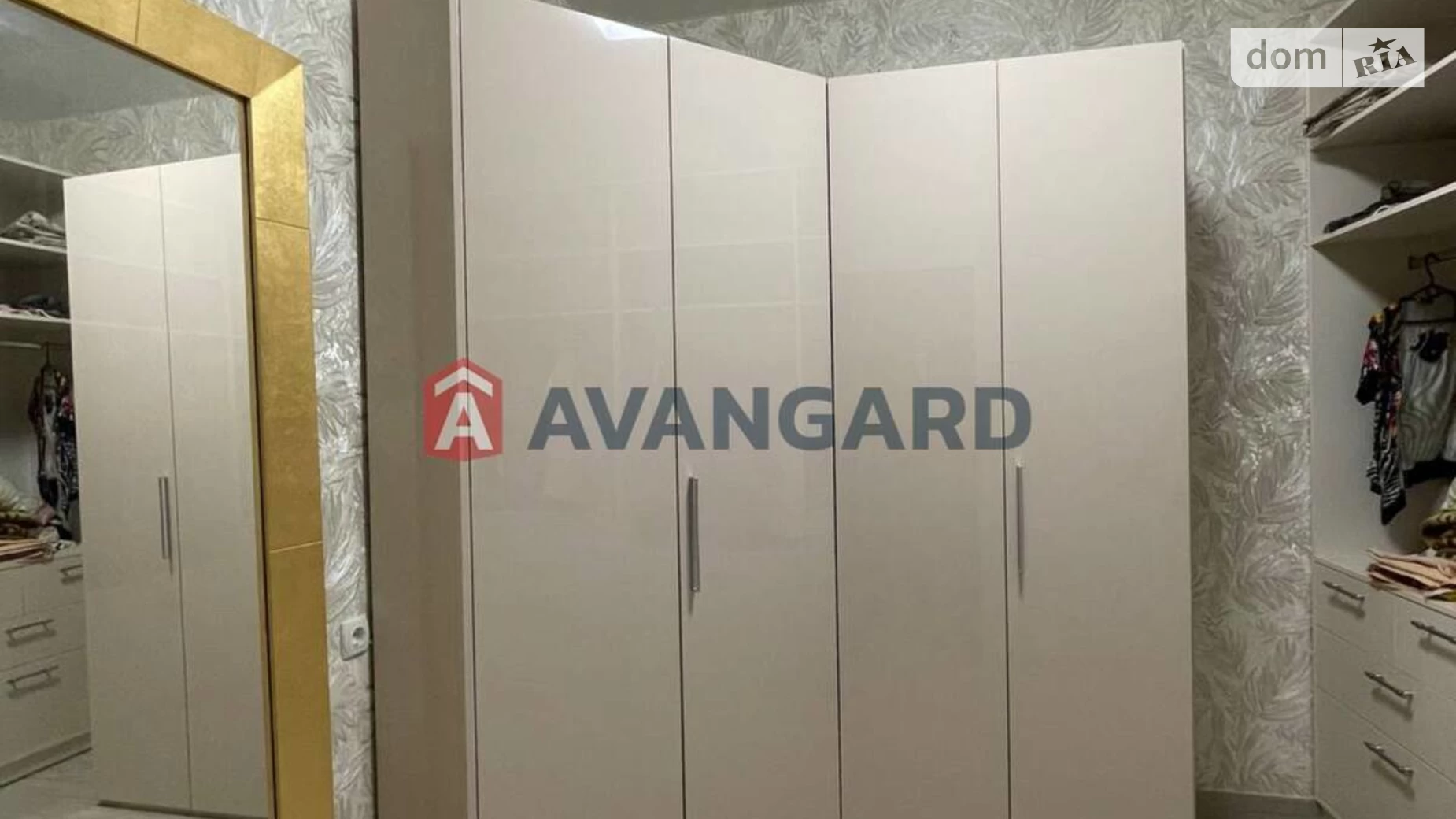 Продается дом на 2 этажа 284 кв. м с мансардой, цена: 420000 $ - фото 5