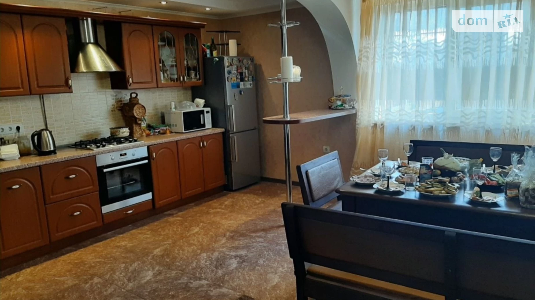 Продается дом на 2 этажа 343.9 кв. м с мебелью, цена: 200000 $ - фото 4