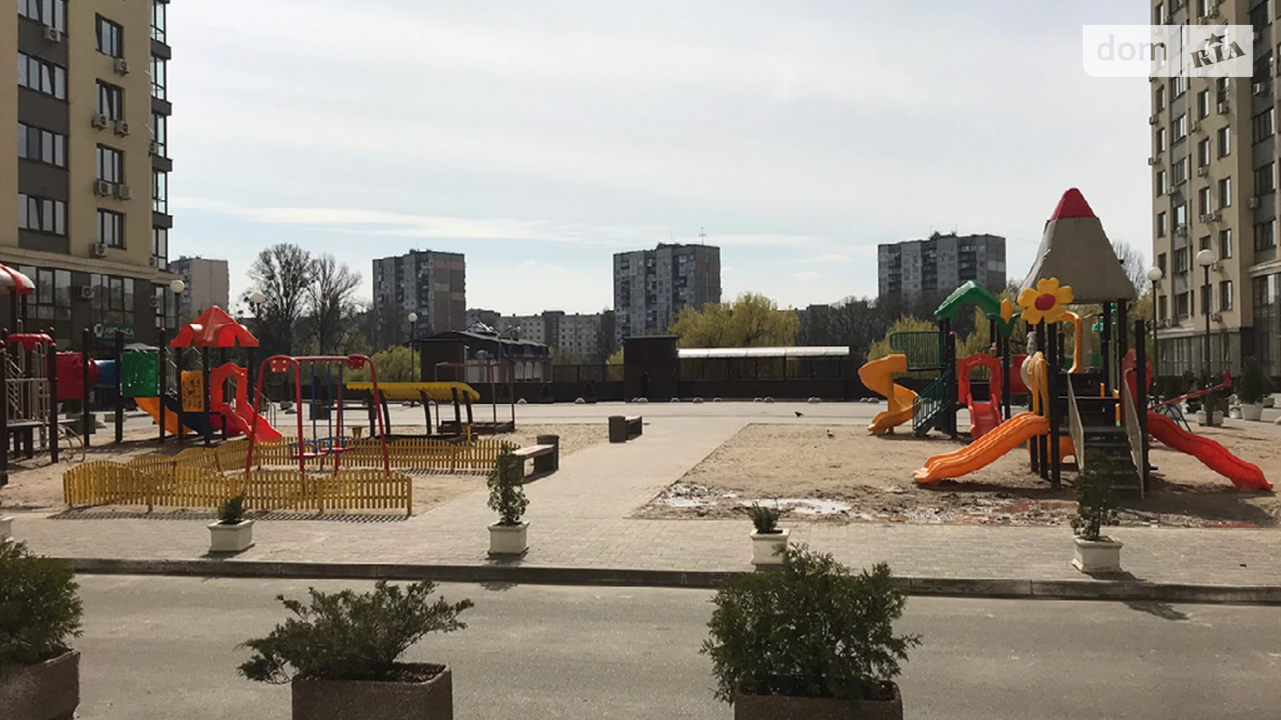 Продается 2-комнатная квартира 85.7 кв. м в Киеве, ул. Самойло Кошки(Маршала Конева), 10/1 - фото 2