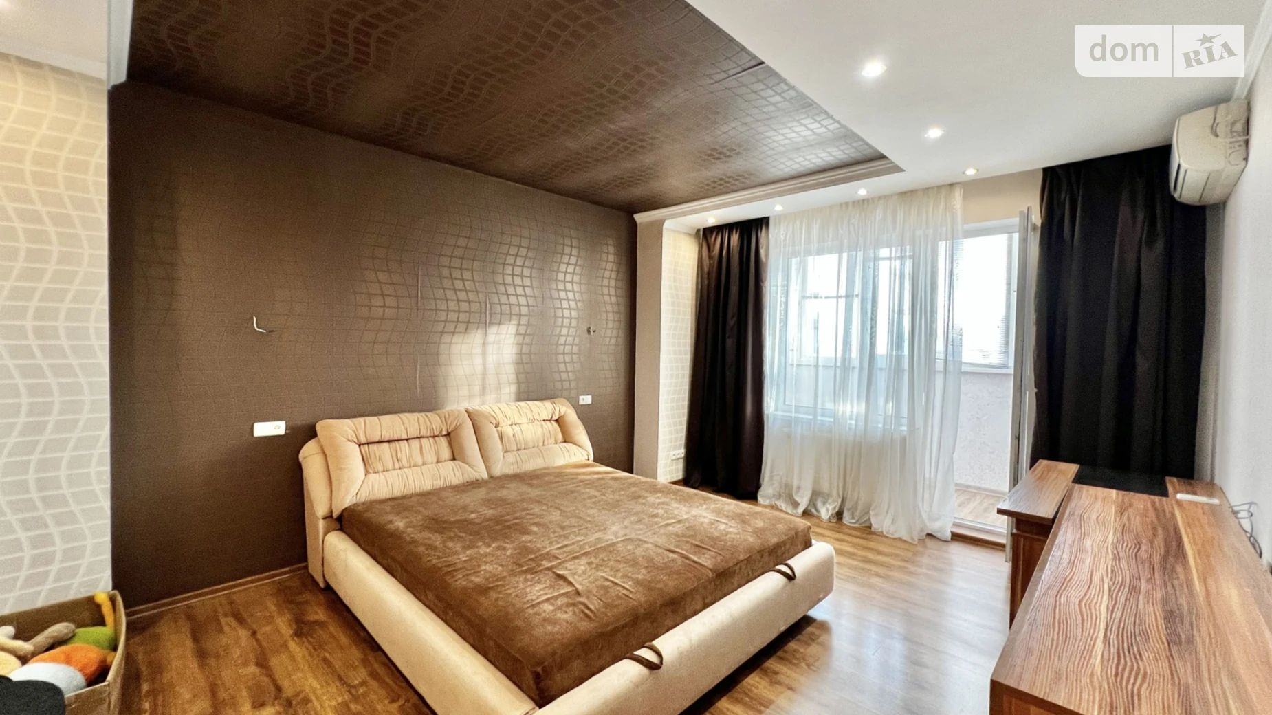 Продається 2-кімнатна квартира 75 кв. м у Лиманці, мас. Радужний, 7Б - фото 2