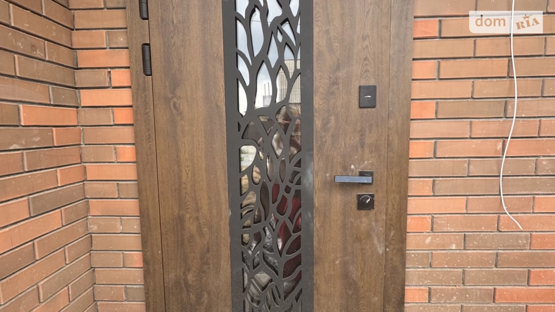 Продается дом на 2 этажа 125 кв. м с участком, цена: 92000 $ - фото 2