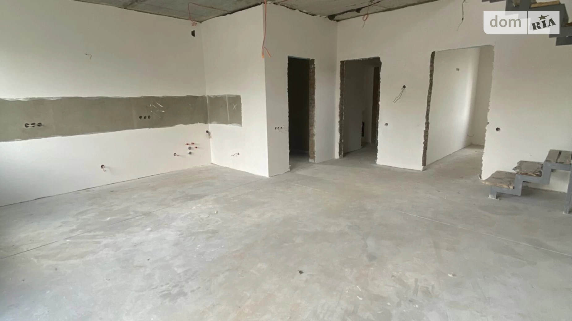 Продается дом на 2 этажа 125 кв. м с бассейном, цена: 92000 $ - фото 5