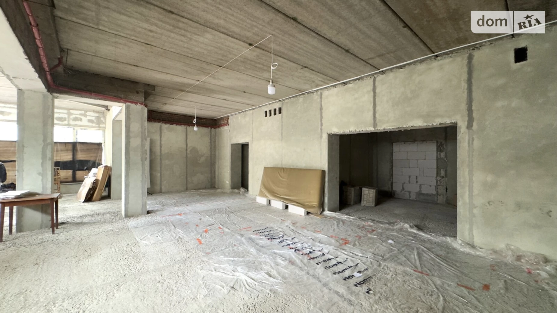 Продается офис 147 кв. м в бизнес-центре, цена: 153000 $ - фото 2