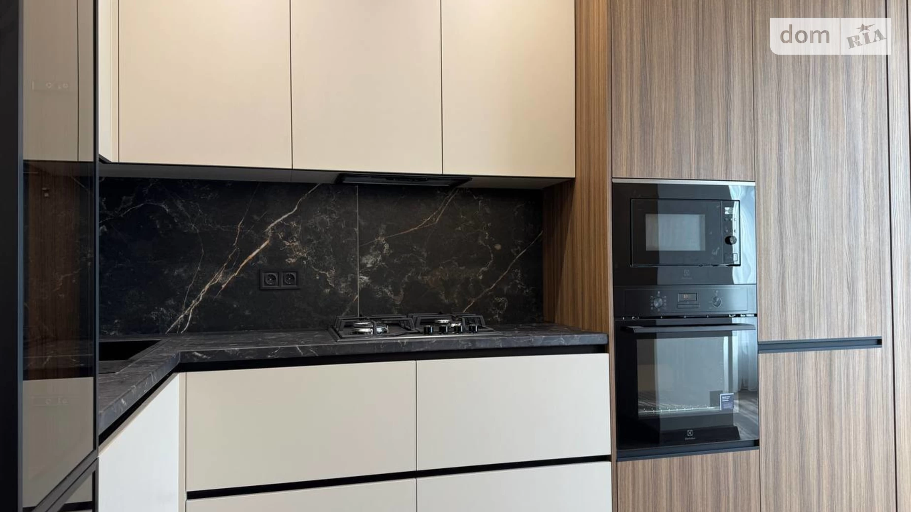 Продается 1-комнатная квартира 45.35 кв. м в Ивано-Франковске, ул. Мира - фото 2