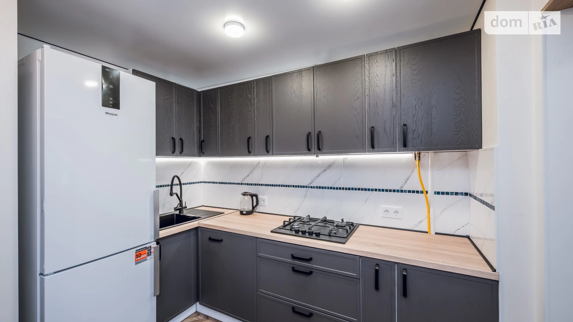 Продается 1-комнатная квартира 45.2 кв. м в Киеве, ул. Генерала Геннадия Воробьева, 12Б - фото 2