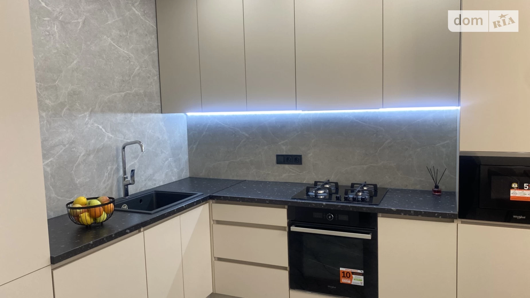 Продается 1-комнатная квартира 42 кв. м в Ирпене, ул. Василия Стуса(Пушкинская), 27 - фото 3