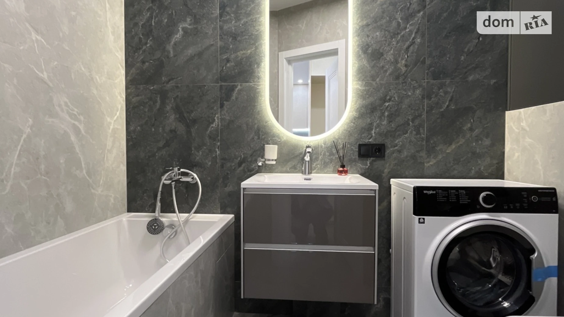 Продается 1-комнатная квартира 42 кв. м в Ирпене, ул. Василия Стуса(Пушкинская), 27 - фото 2