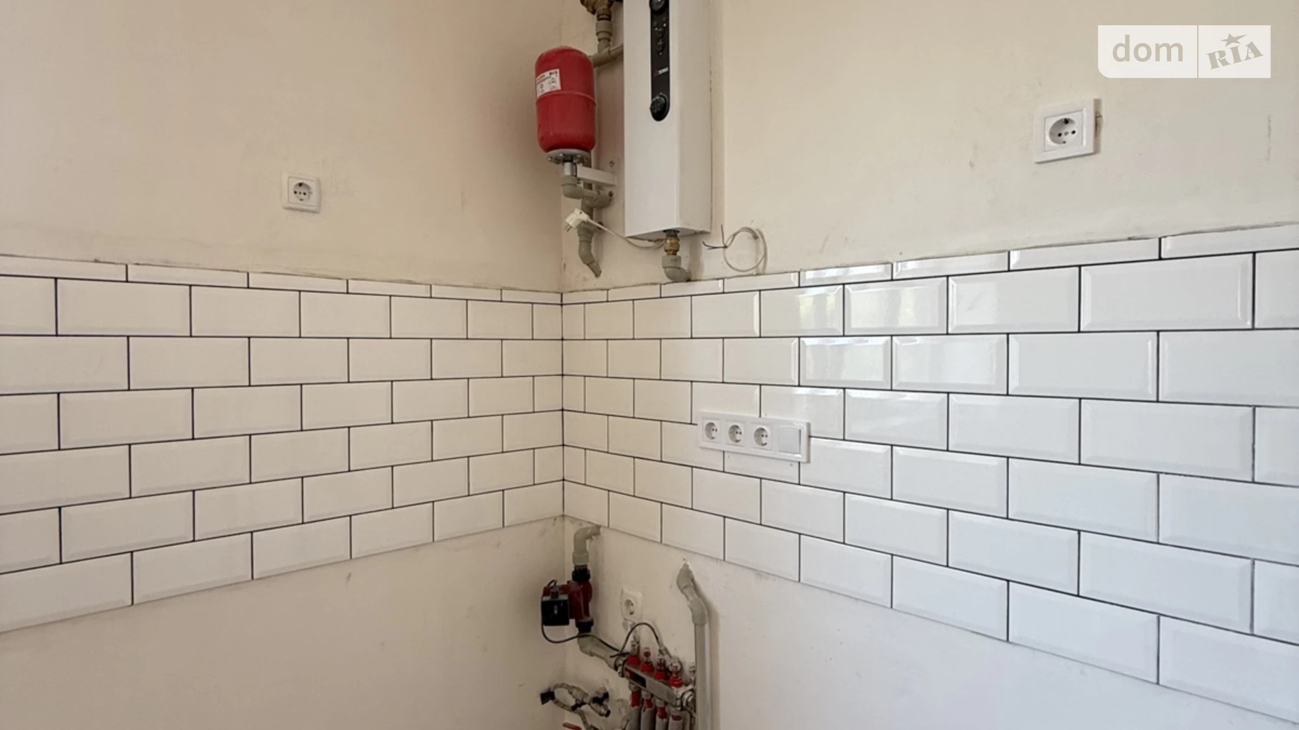 Продается 1-комнатная квартира 30 кв. м в, цена: 22500 $ - фото 2