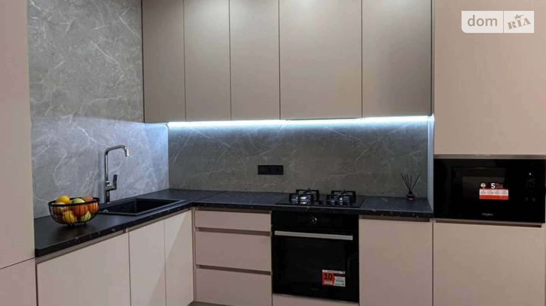 Продается 1-комнатная квартира 42 кв. м в Ирпене, ул. Василия Стуса(Пушкинская), 27 - фото 2