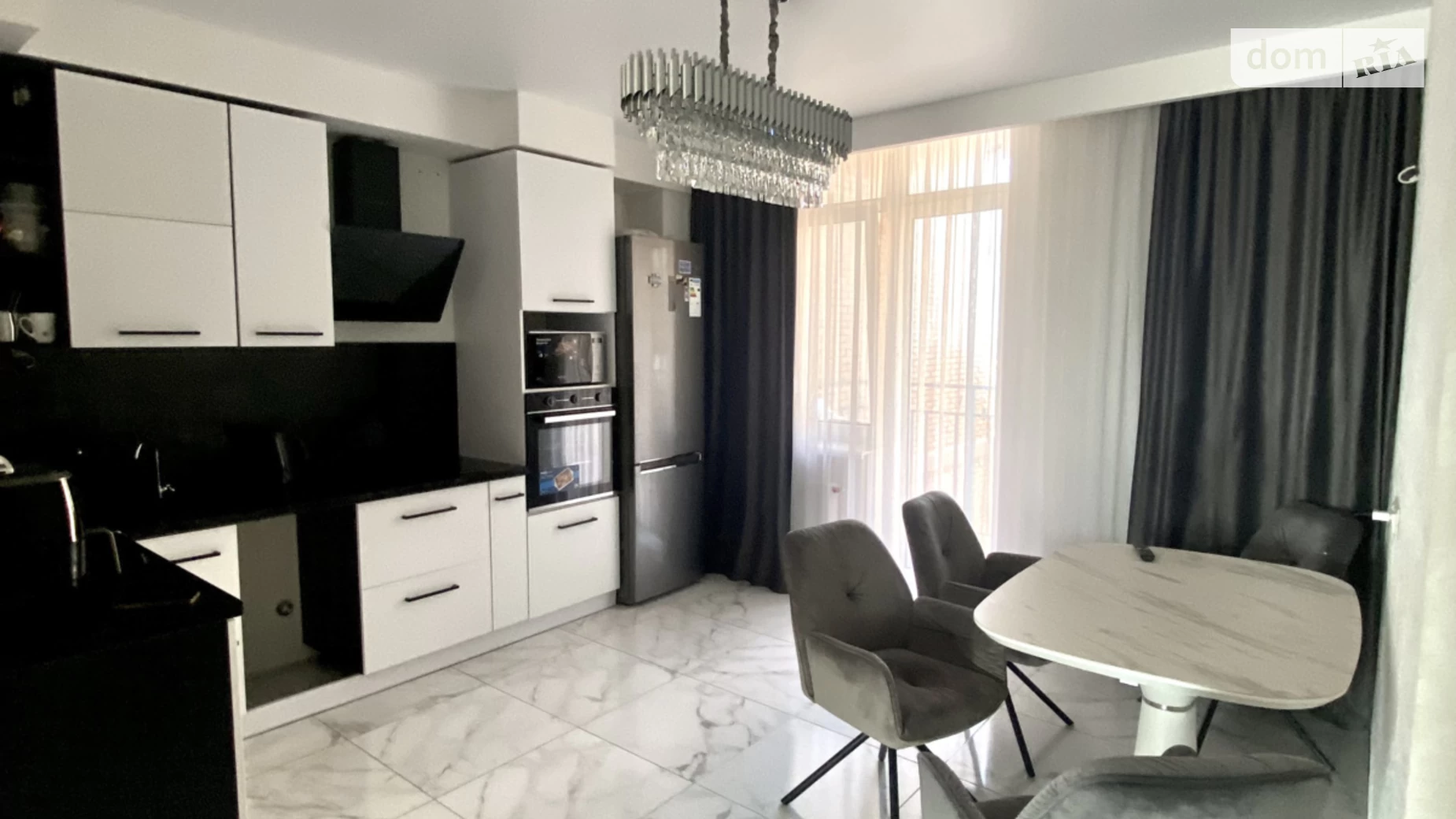 Продається 2-кімнатна квартира 82 кв. м у Одесі, вул. Жаботинського, 56 - фото 5