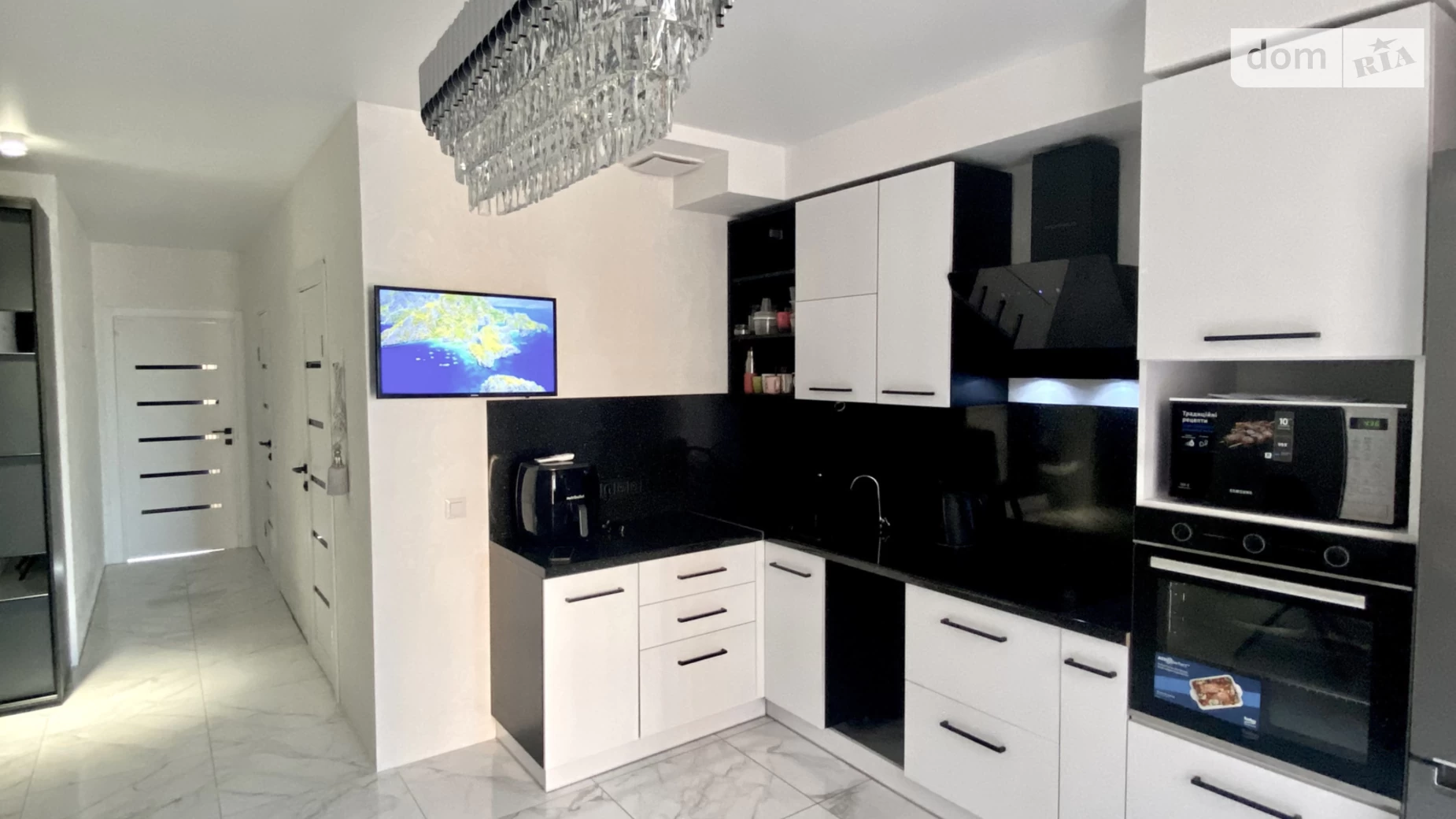 Продається 2-кімнатна квартира 82 кв. м у Одесі, вул. Жаботинського, 56 - фото 4