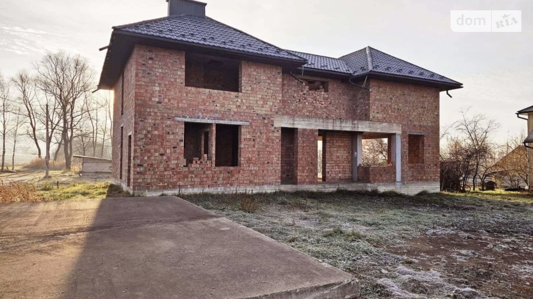 Продается дом на 2 этажа 290 кв. м с гаражом, цена: 69000 € - фото 3