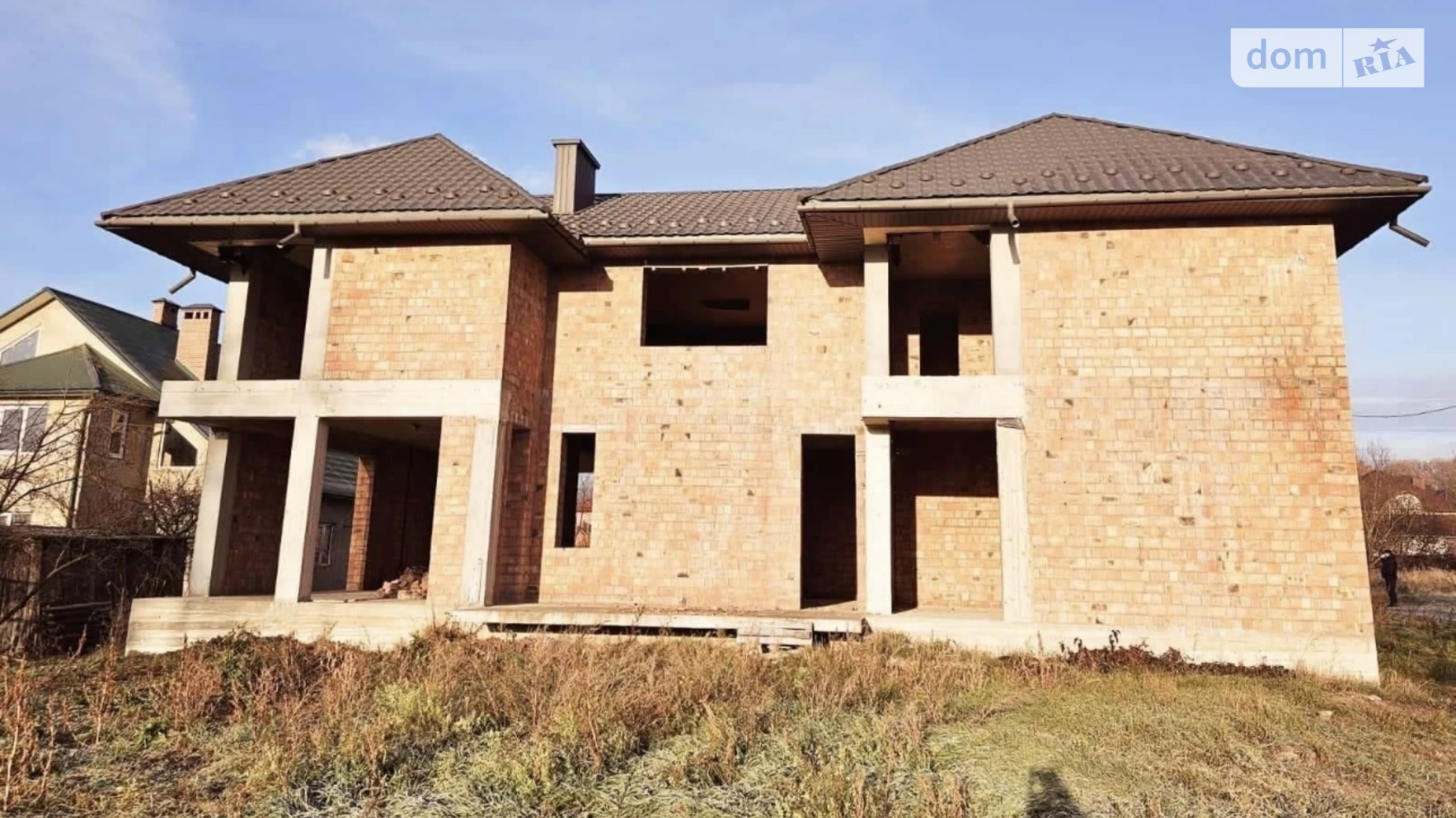 Продается дом на 2 этажа 290 кв. м с гаражом, цена: 69000 € - фото 5