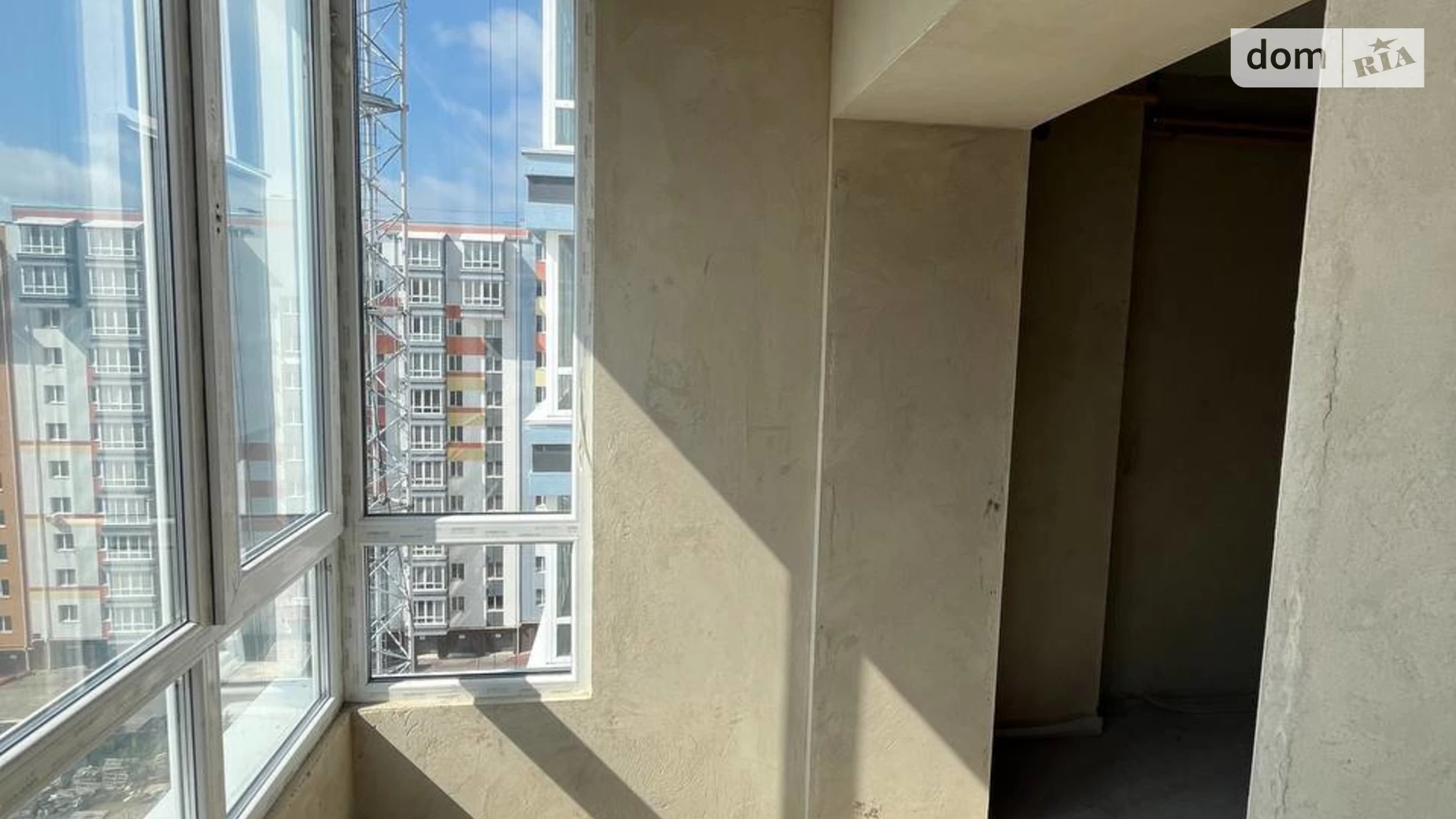 Продается 1-комнатная квартира 37 кв. м в Ровно, ул. Гайдамацкая, 13Б - фото 2
